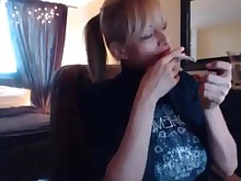 brunette fetish juicy milf smoking webcam